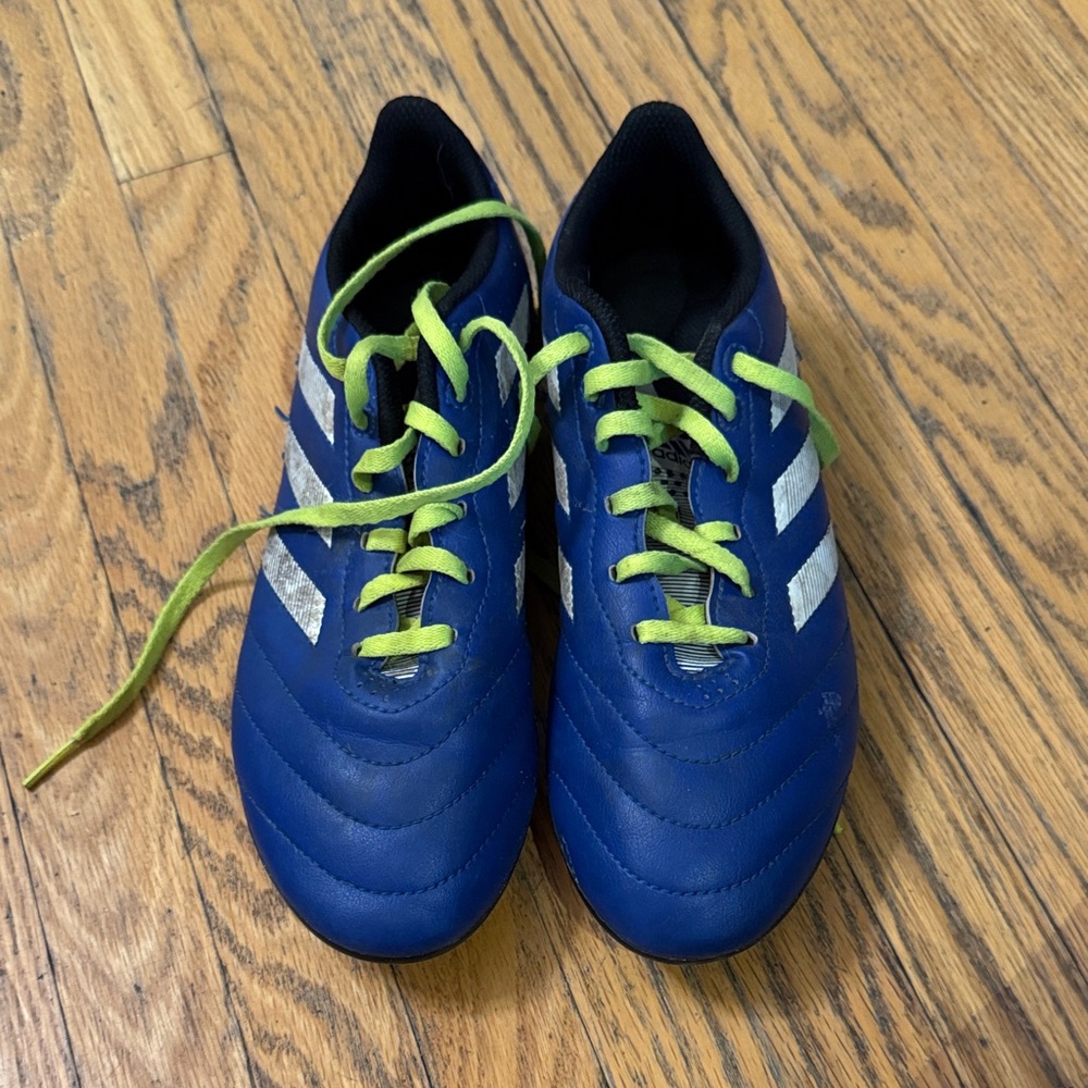 Adidas Kids soccer cleats